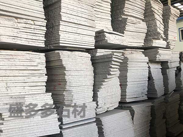 芝麻白(bai)毛闆