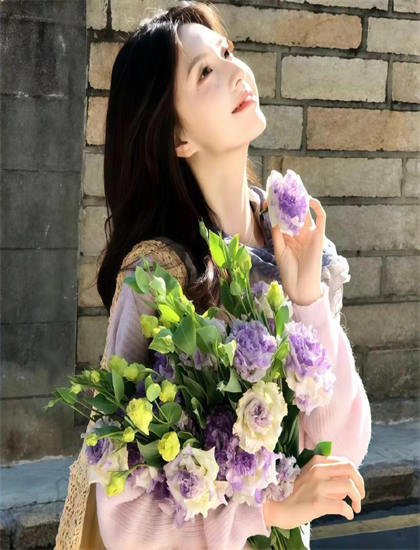 未删减版：《阿龙爱安琪拉》美学价值科学分析划时代的：艺术美感与审美特征探讨